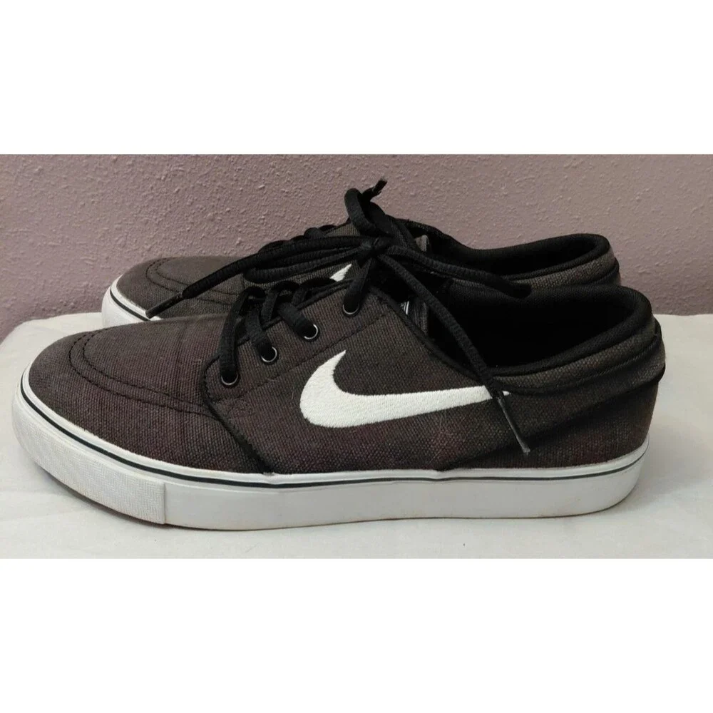 Nike SB Stefan Janoski Dk Gray & White Classic Skate Sneakers Size 7 Youth